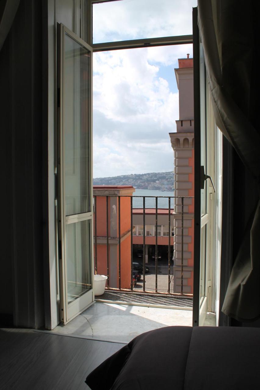 Ama Napoli